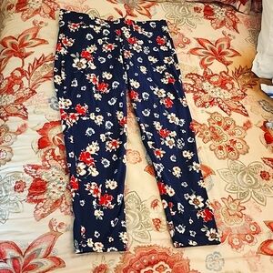 Torrid Cropped Floral leggings